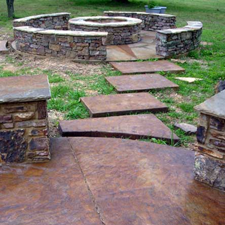 LL-Construction-Stained-Conctrete-and-firepit